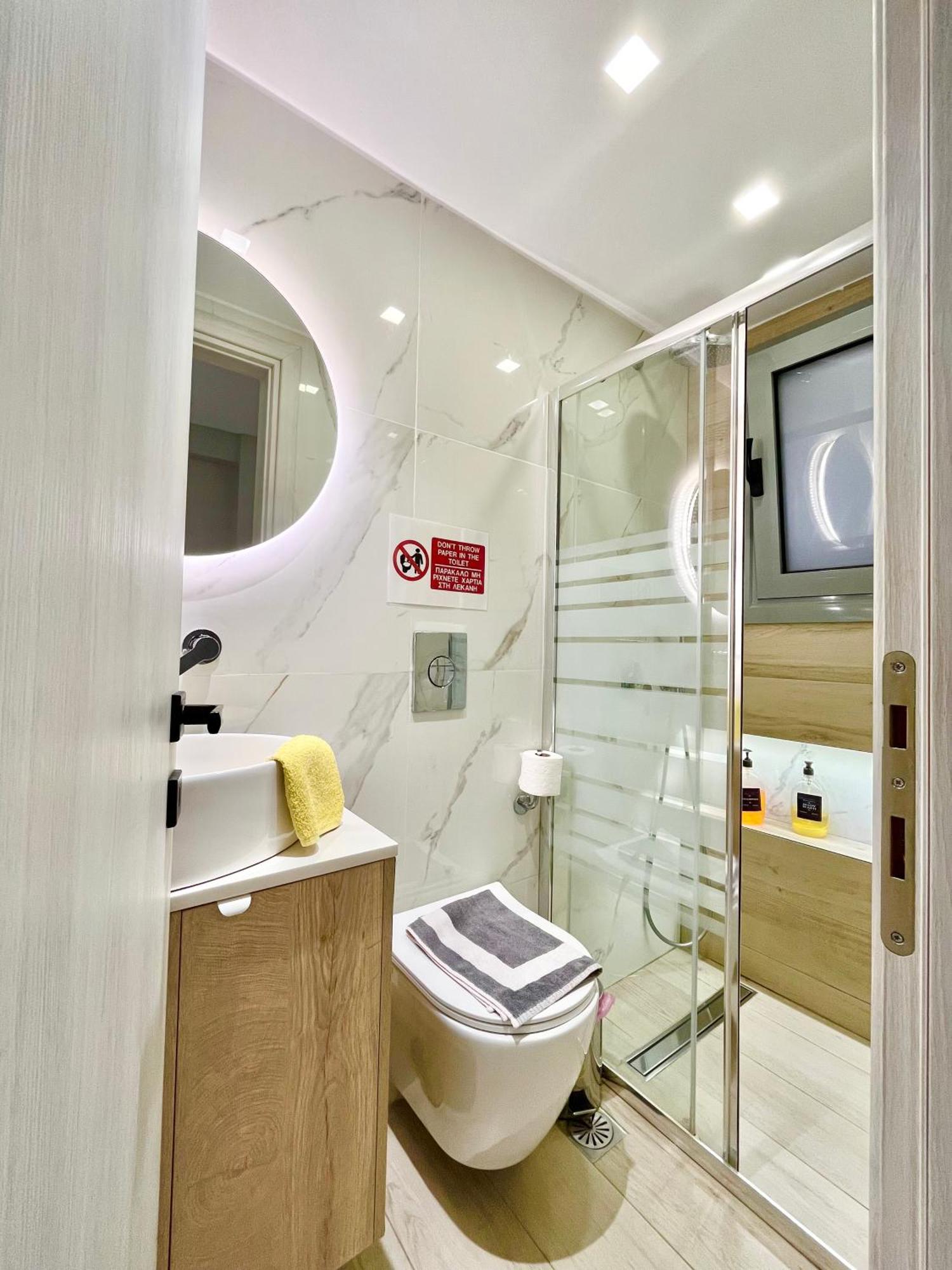 Blueline Apartment 2 Loutraki  Ngoại thất bức ảnh
