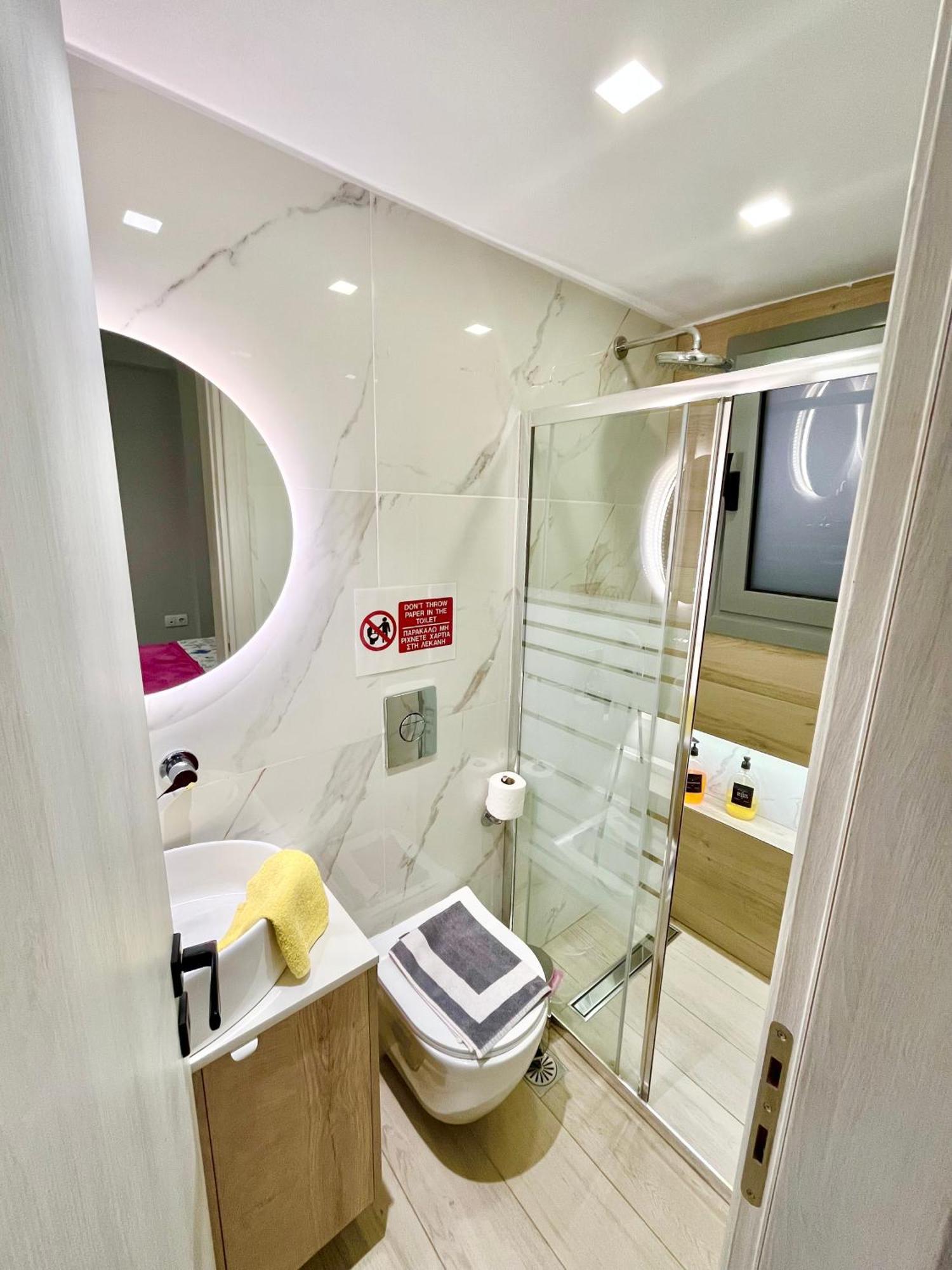 Blueline Apartment 2 Loutraki  Ngoại thất bức ảnh